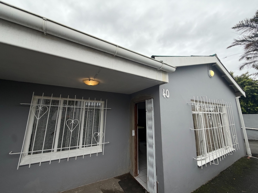 5 Bedroom Property for Sale in Morningside Eastern Cape